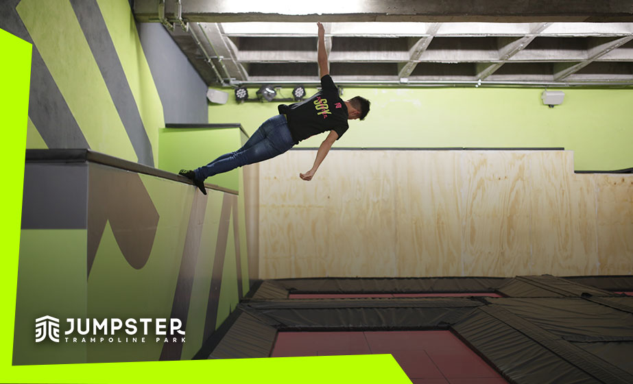 En Jumpster Trampoline Park contamos con +2000 m2 de pura diversión.